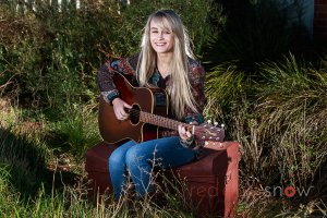 Country Singer  Eliza Spaldin